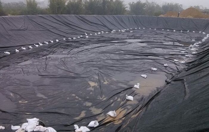 江蘇土工膜施工現(xiàn)場(chǎng)